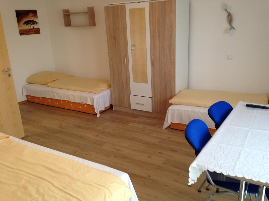I-Motel Obertshausen Exteriör bild